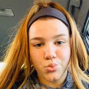 Meet your Posher, Haely robinson